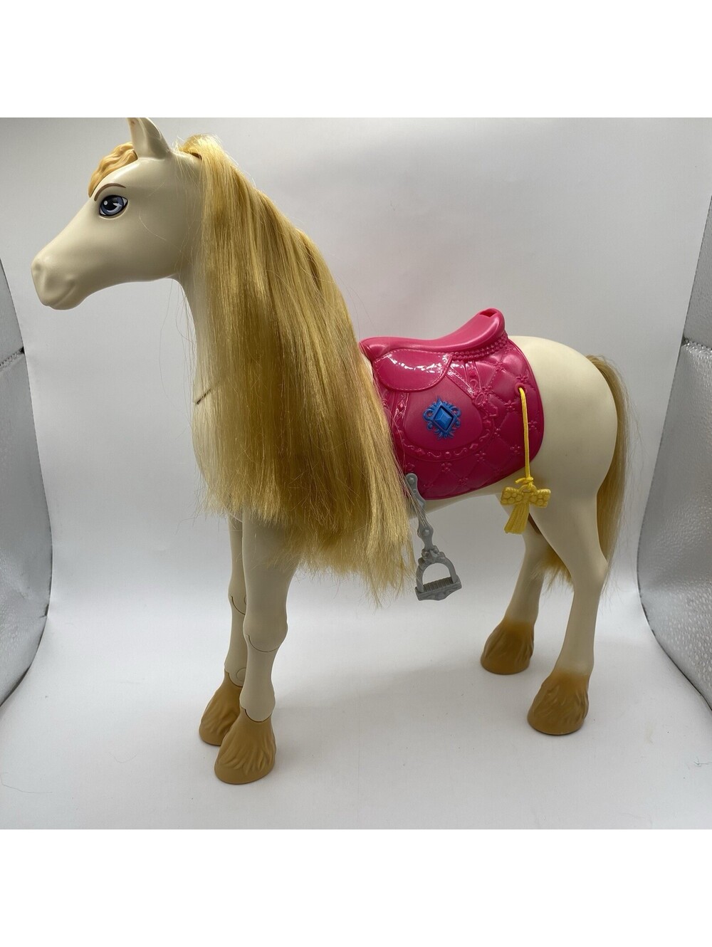 Barbie Mysteries The Great Horse Chase Interactive Dance & Show Horse Works!